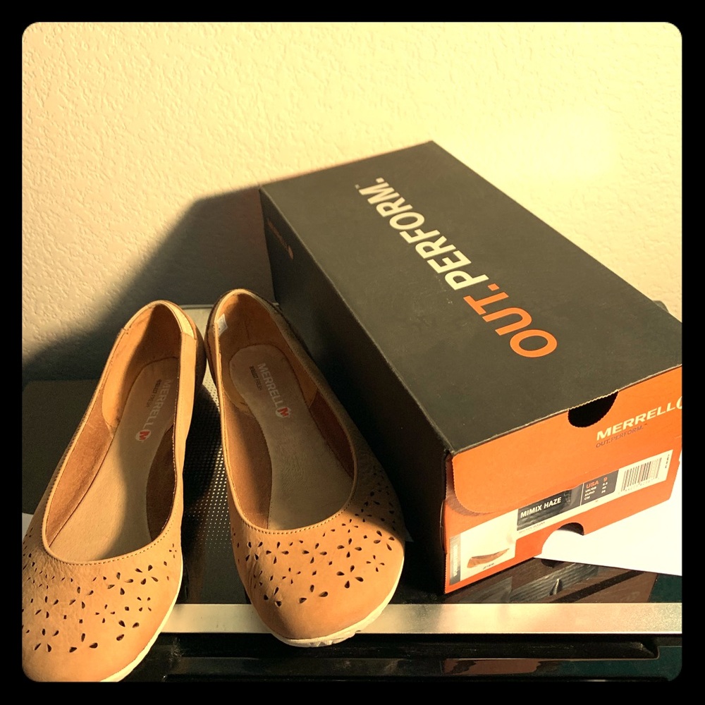 Merrell flats